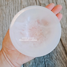 Carica l'immagine nel visualizzatore di Gallery, Ciotola Selenite, special form