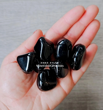 Carica l'immagine nel visualizzatore di Gallery, Ossidiana burattata