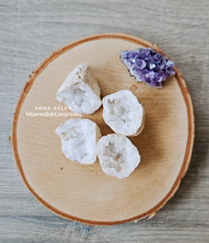 Carica l'immagine nel visualizzatore di Gallery, Geode Cristallo di Rocca
