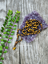 Carica l'immagine nel visualizzatore di Gallery, Mala Occhio di Tigre e pendente Cuore