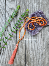 Carica l'immagine nel visualizzatore di Gallery, Mala Corniola e Rudraksha Semi