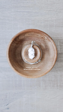 Carica l'immagine nel visualizzatore di Gallery, Collana My Aura filo grigio, Selenite