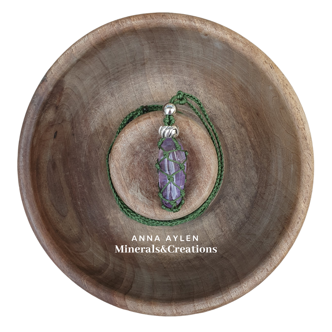 Collana My Aura filo verde oliva, Ametista – anna aylen