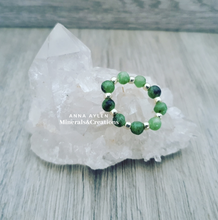 Carica l'immagine nel visualizzatore di Gallery, Anellino Les Petits in Ruby Zoisite
