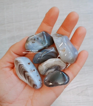 Carica l'immagine nel visualizzatore di Gallery, Agata del Botswana burattato