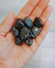 Carica l'immagine nel visualizzatore di Gallery, Tormalina Nera burattata-seconda scelta