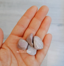 Carica l'immagine nel visualizzatore di Gallery, Giada Lavanda burattata