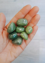 Carica l'immagine nel visualizzatore di Gallery, Giada Nefrite burattata