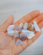 Carica l'immagine nel visualizzatore di Gallery, Calcedonio Azzurro burattato