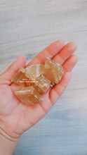 Carica l'immagine nel visualizzatore di Gallery, Calcite Miele grezza
