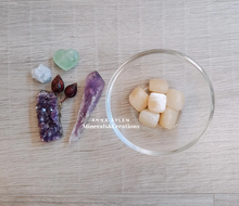 Carica l'immagine nel visualizzatore di Gallery, Calcite Gialla burattata