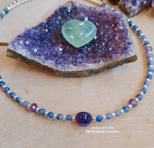 Carica l'immagine nel visualizzatore di Gallery, Petit Collier Quarzo Azzurro e Ametista