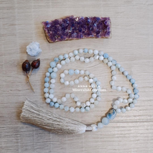 Carica l'immagine nel visualizzatore di Gallery, Mala Acquamarina con pietra grezza