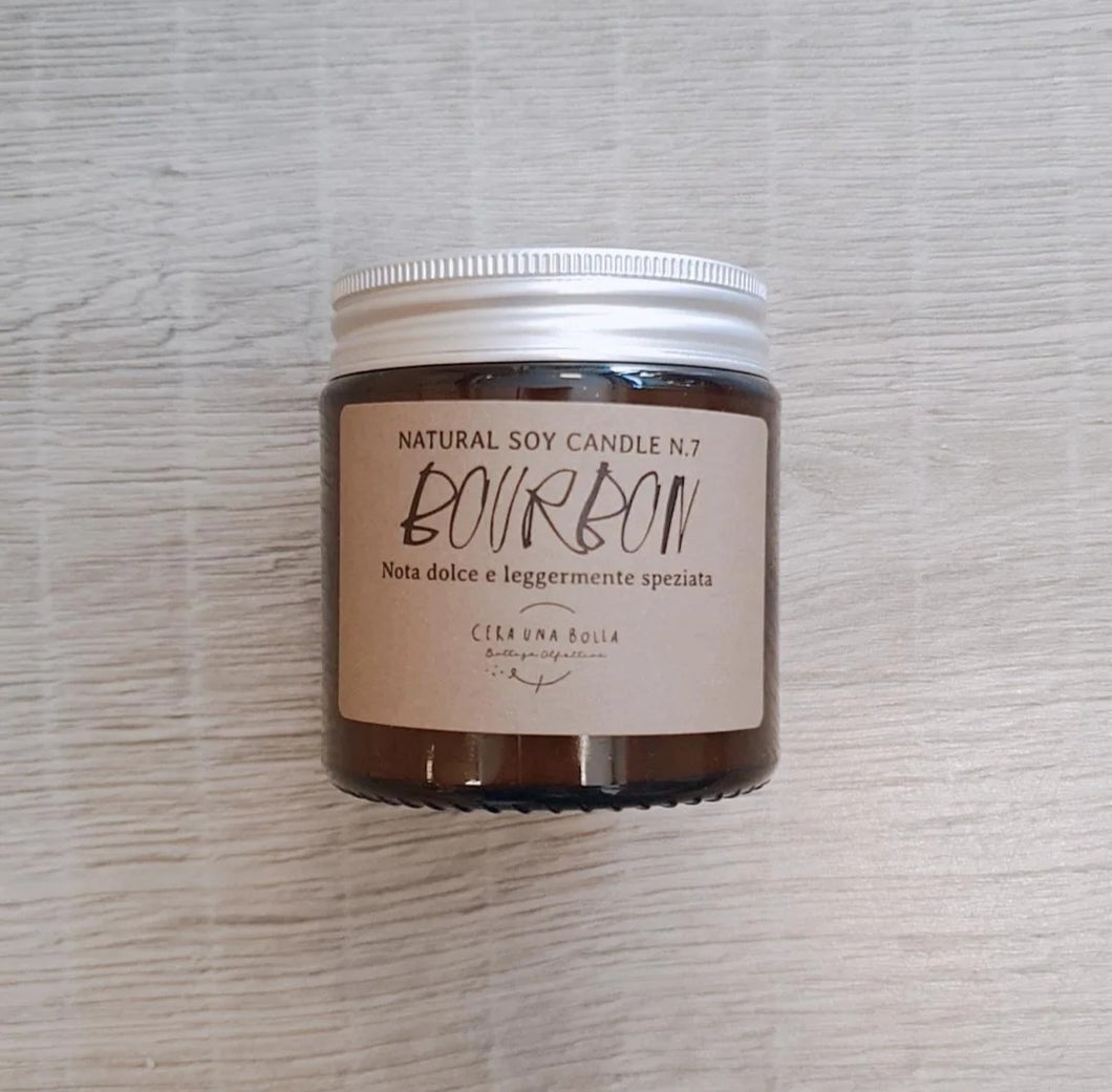 Bourbon Candela Elegance Candle 120g, Nota dolce e leggermente speziata